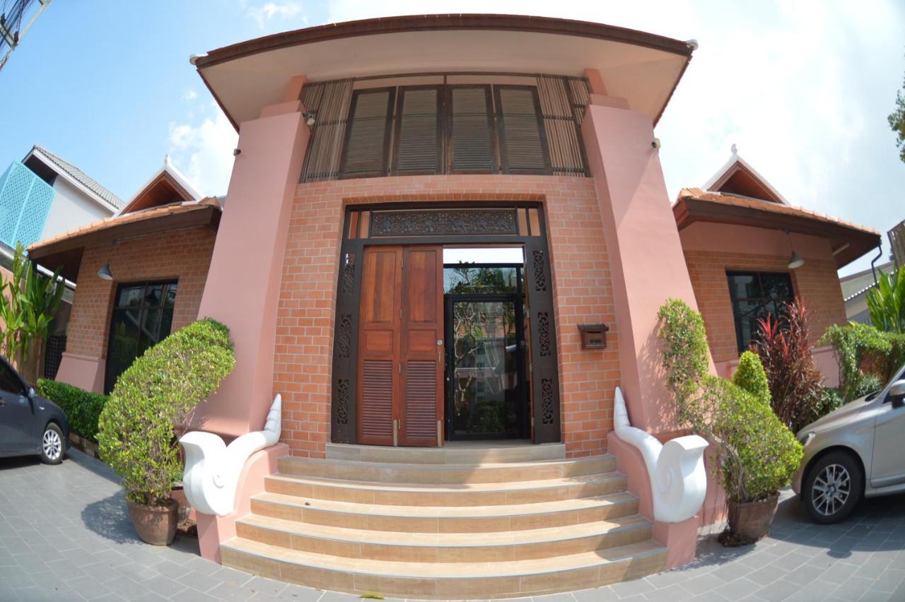 พระตำหนักวิลล่า 10 ห้องนอน พร้อมสระว่ายน้ำส่วนตัว Pattaya Ngoại thất bức ảnh